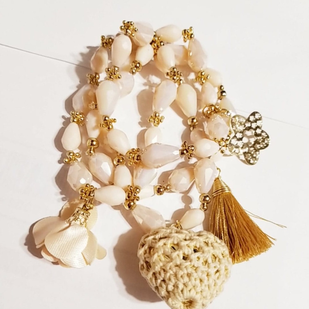 100% handmade jewelry made in Mexico